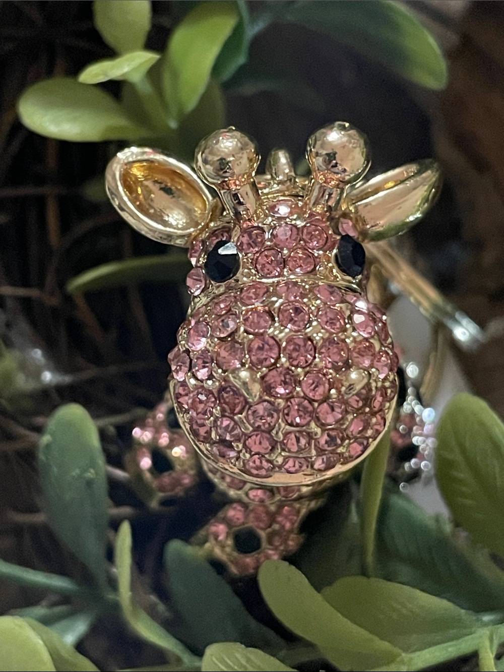 🎀Super Adorable Pink Crystal Giraffe Keychain Gold-Tone🎀